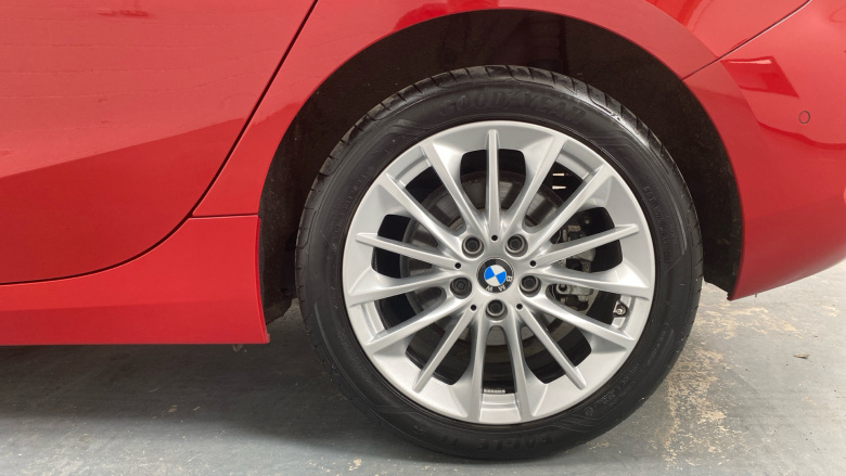 BMW 1 Series 118i SE 5dr Petrol Hatchback